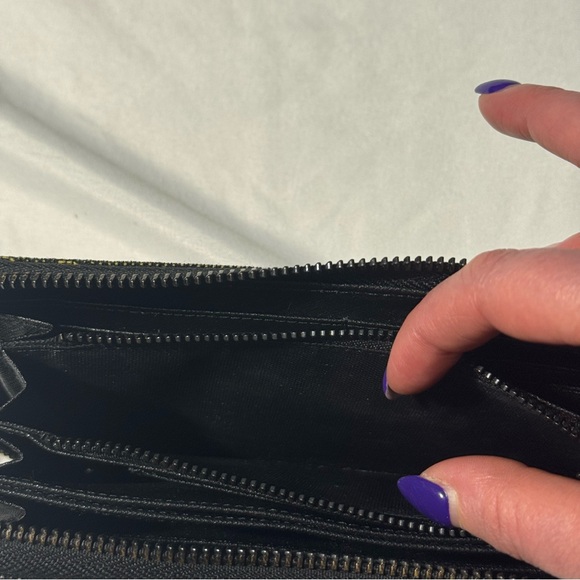 Nixon x Pendleton Midnight Eyes Bifold Wallet – Wool Exterior | Zip Closure - Picture 11 of 14